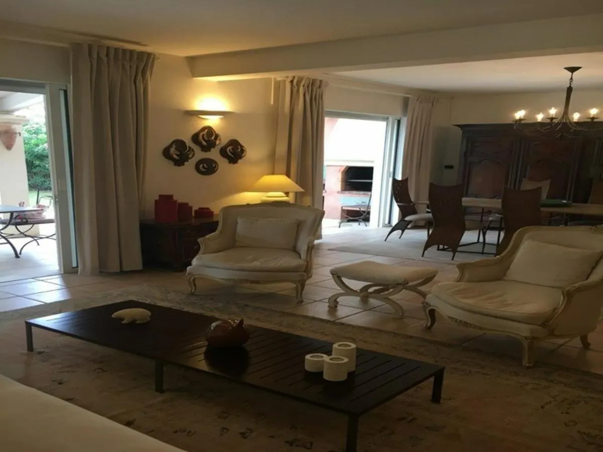 Villa Equipee Avec Jardin A 50M De La Plage Et Commerces - Fr-1-100-238 카발레르쉬르메르