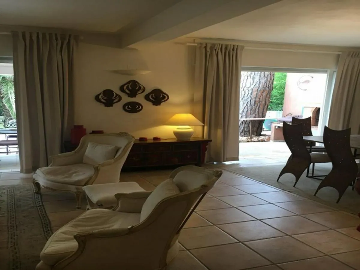 Villa Equipee Avec Jardin A 50M De La Plage Et Commerces - Fr-1-100-238 카발레르쉬르메르 0*,