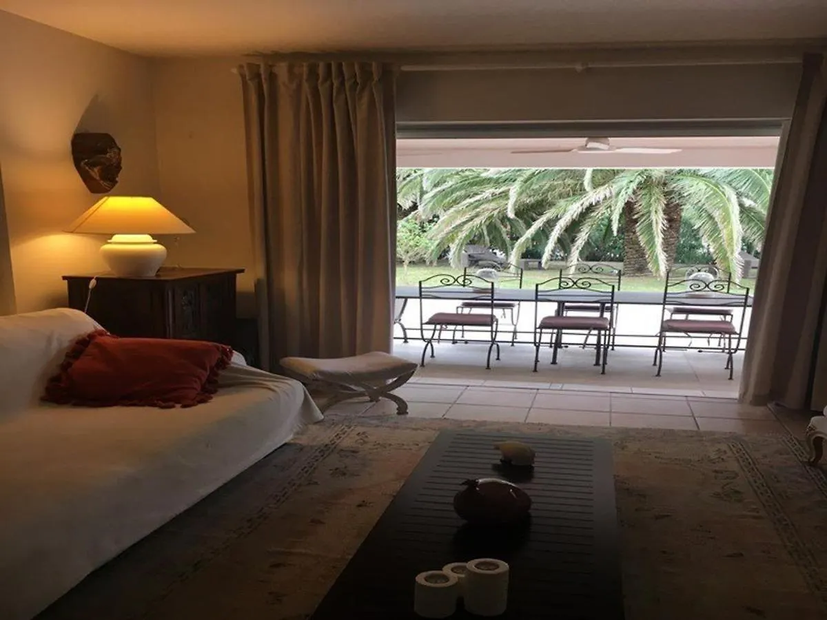 Villa Equipee Avec Jardin A 50M De La Plage Et Commerces - Fr-1-100-238 카발레르쉬르메르 프랑스