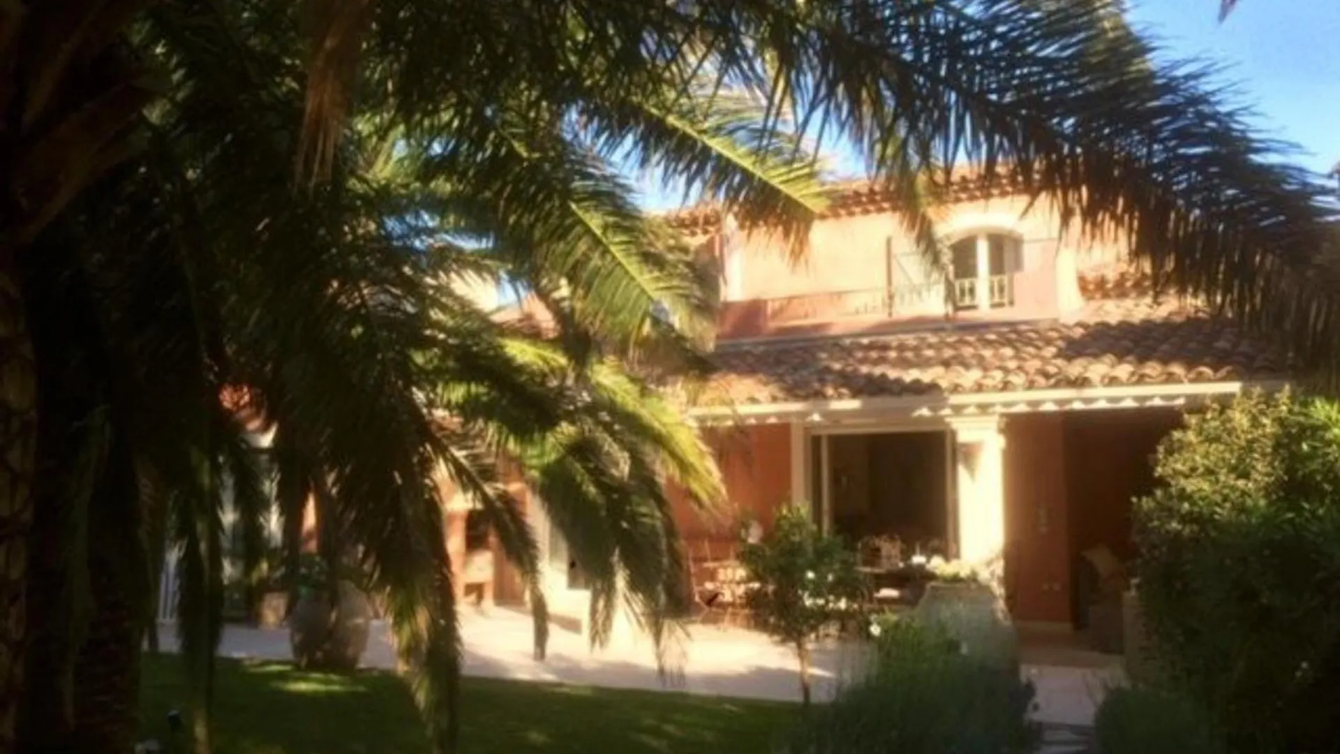 Villa Equipee Avec Jardin A 50M De La Plage Et Commerces - Fr-1-100-238 카발레르쉬르메르